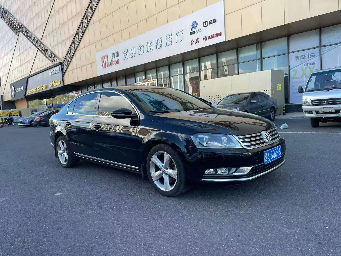 Volkswagen Magotan 2013 1.8T Automatic 3