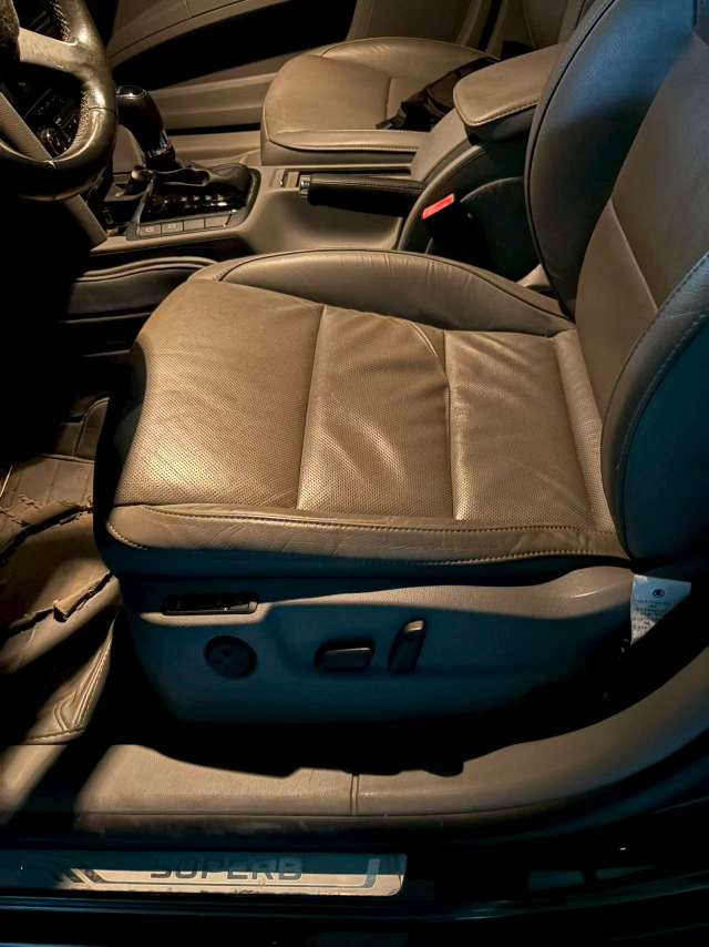 Skoda Superb 1.8T Elegance 3
