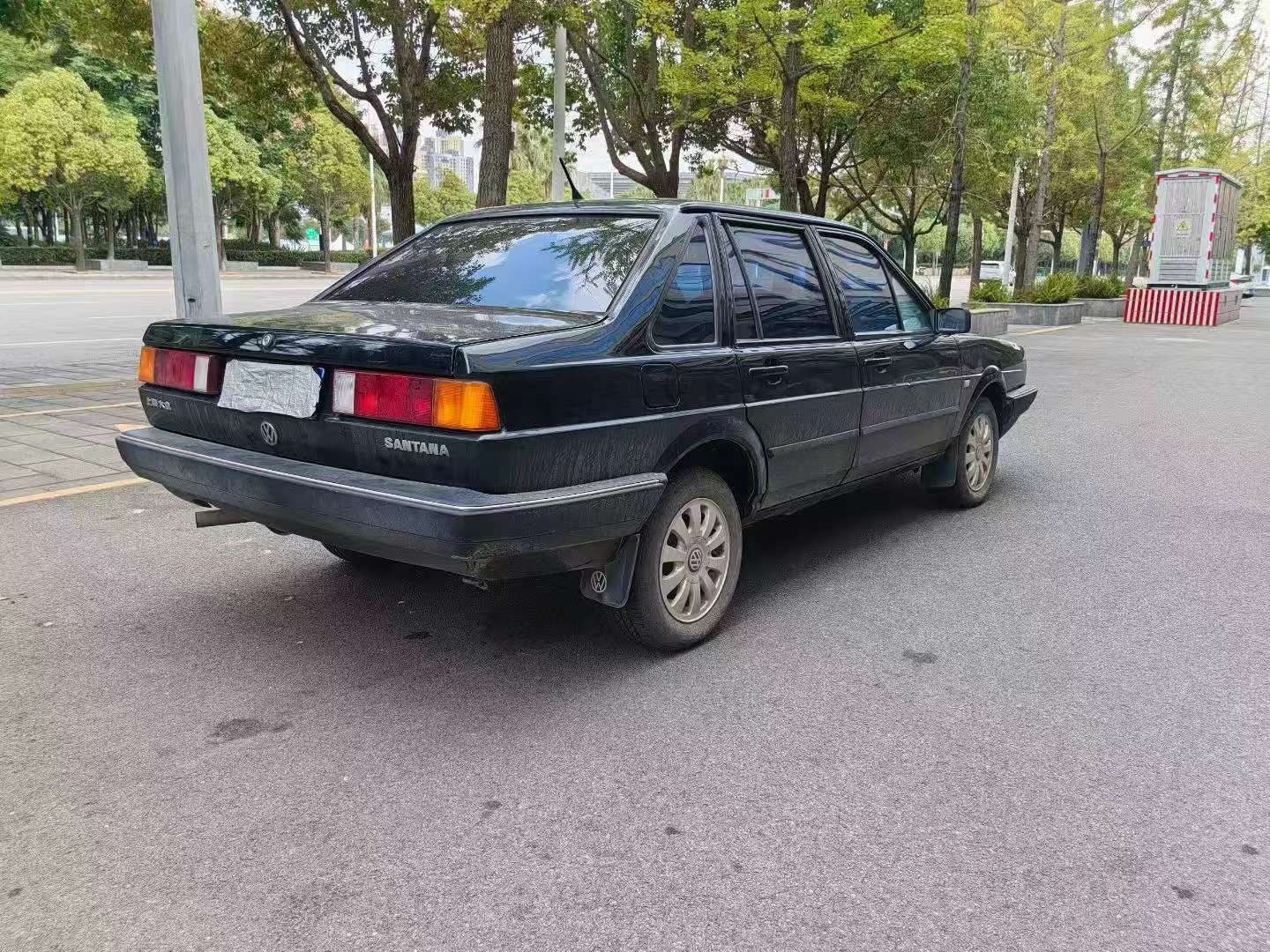 Volkswagen Santana 4
