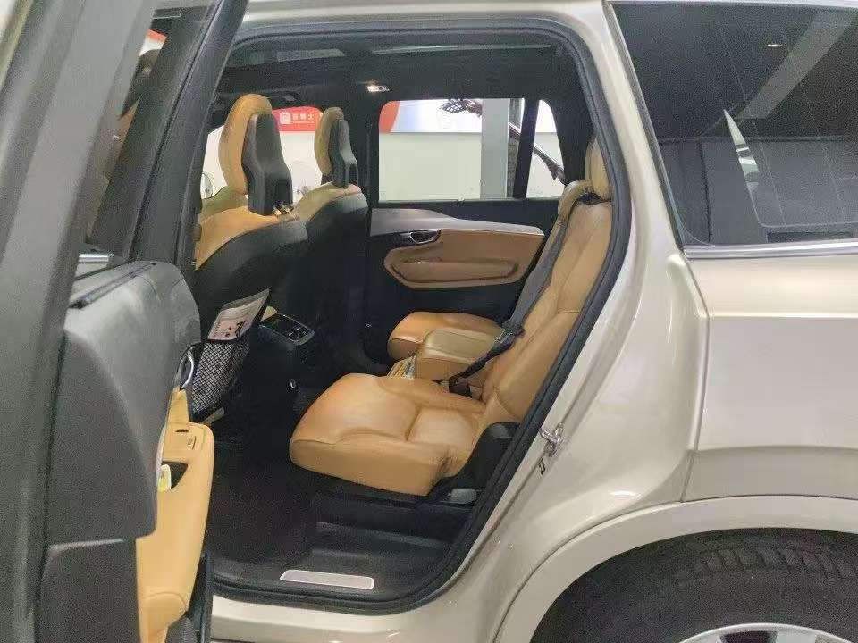 Volvo XC90 2.0T AWD T6 Zhiyi Edition 7-Seater 6