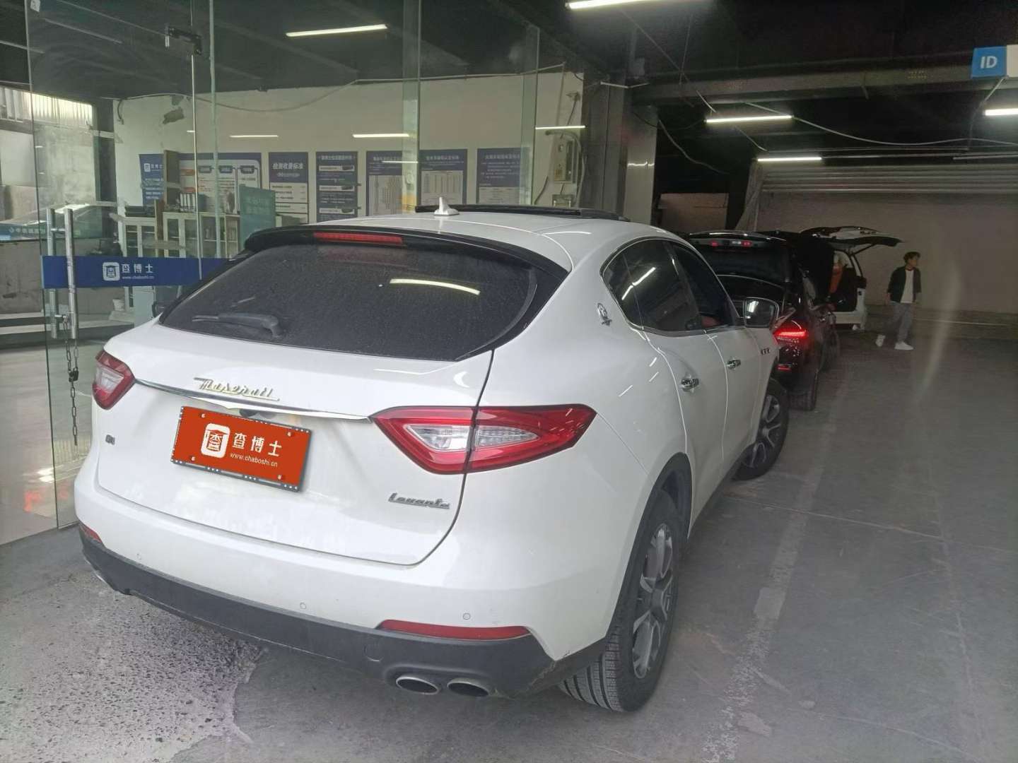 Maserati Levante 5