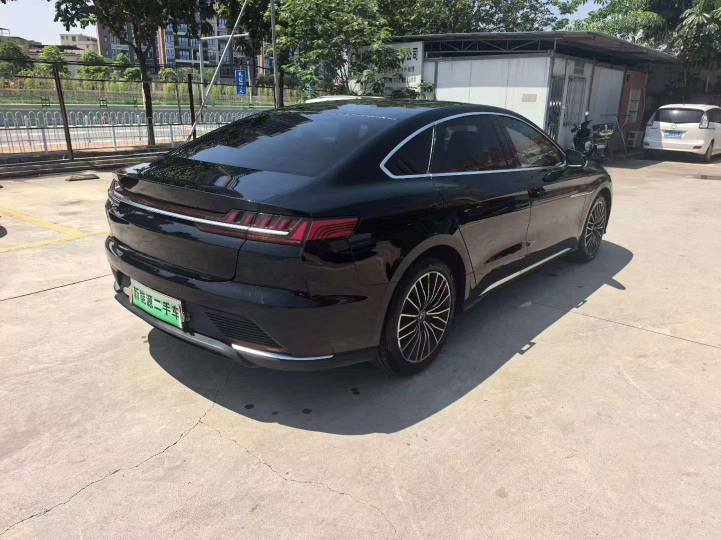 BYD Han 3