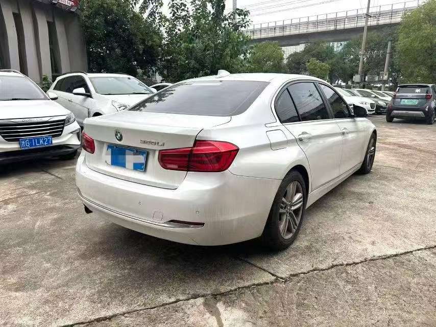 BMW 3 Series 320Li Luxury 3