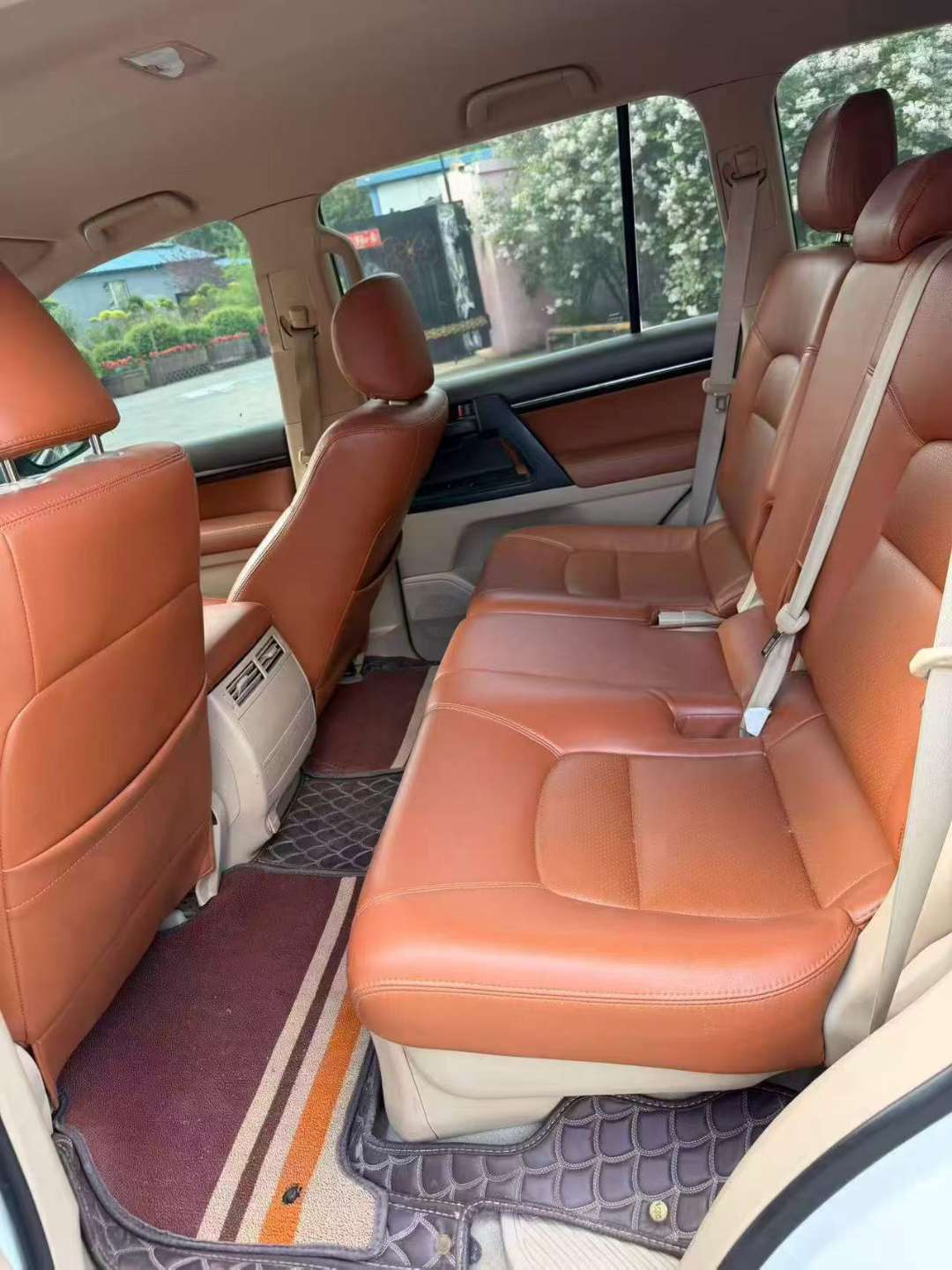 Toyota Land Cruiser 2015 5 Seats 7