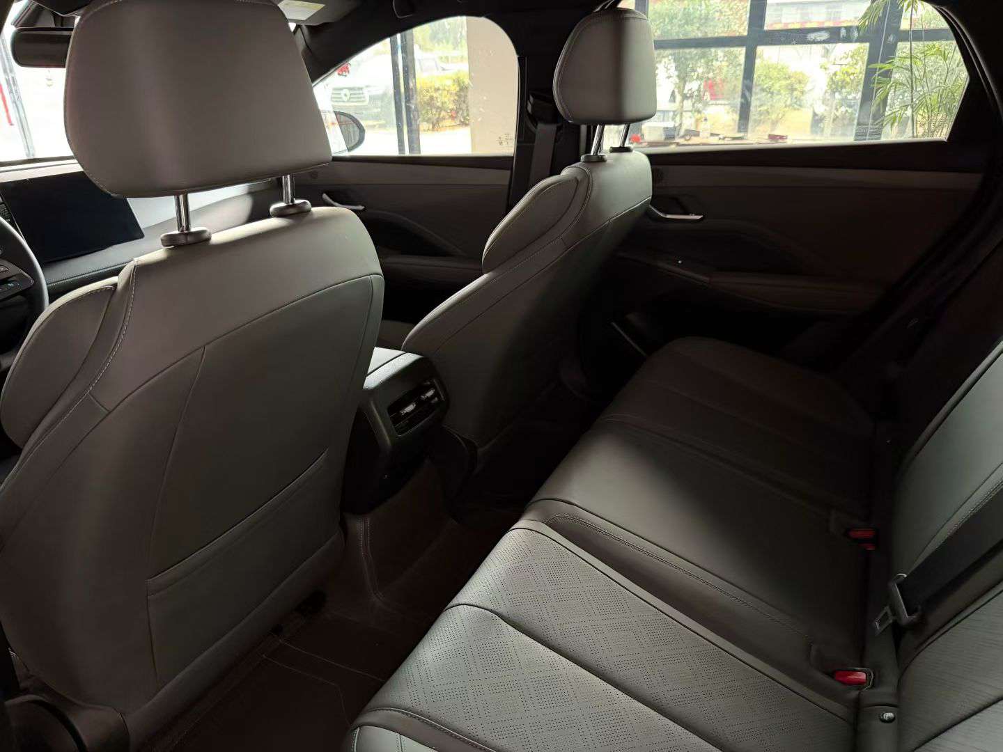 BYD Qin PLUS 2025 1.5L Leading Edition 8