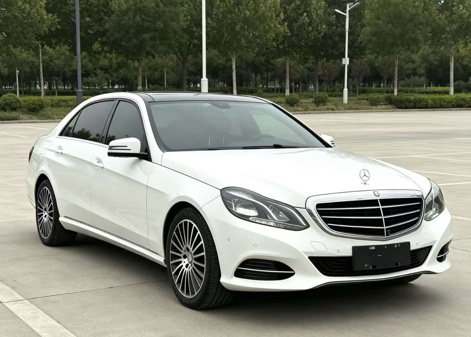 Mercedes-Benz E-Class E260L 2.0T 2