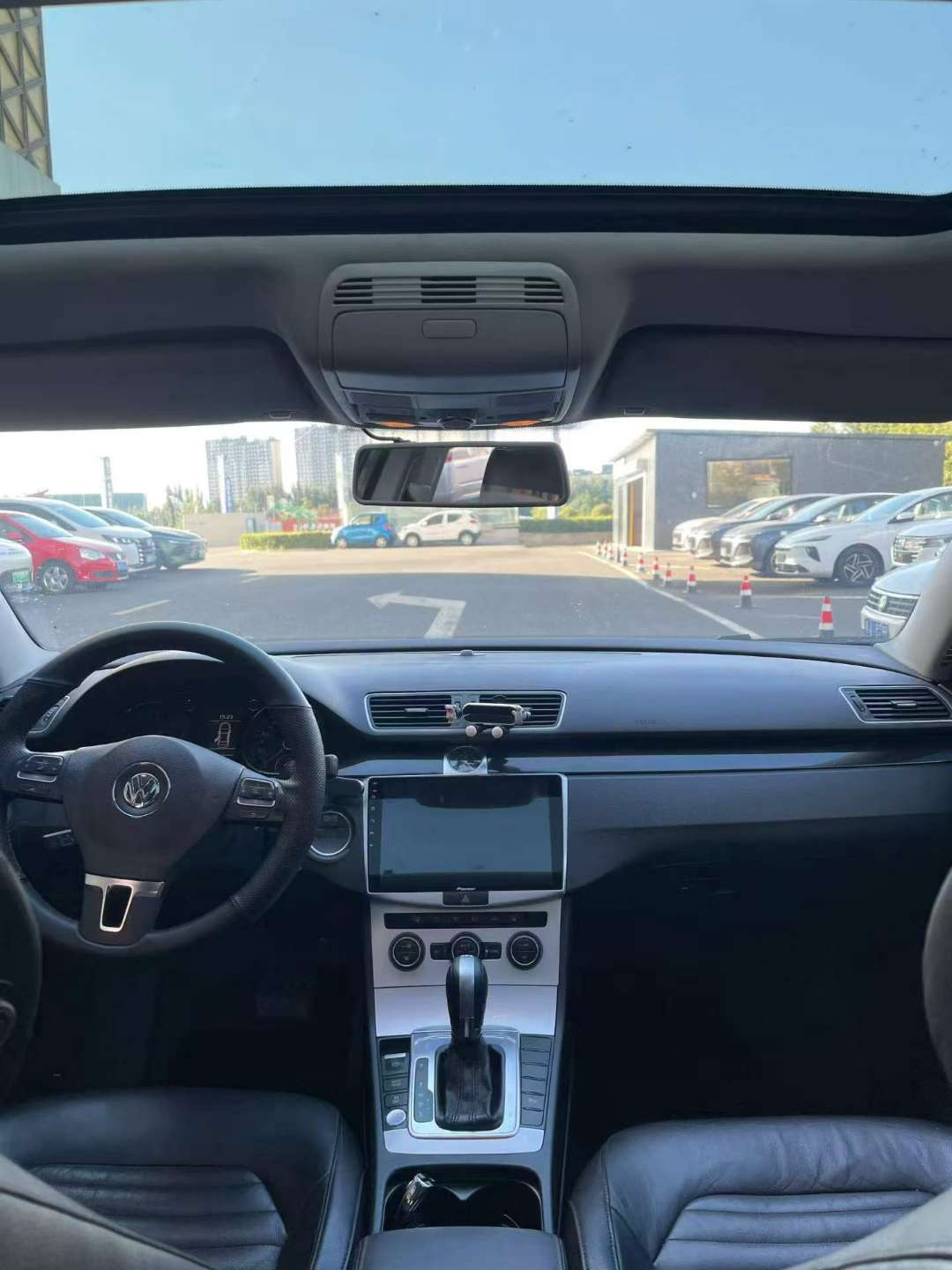 Volkswagen Magotan 2013 1.8T Automatic 8