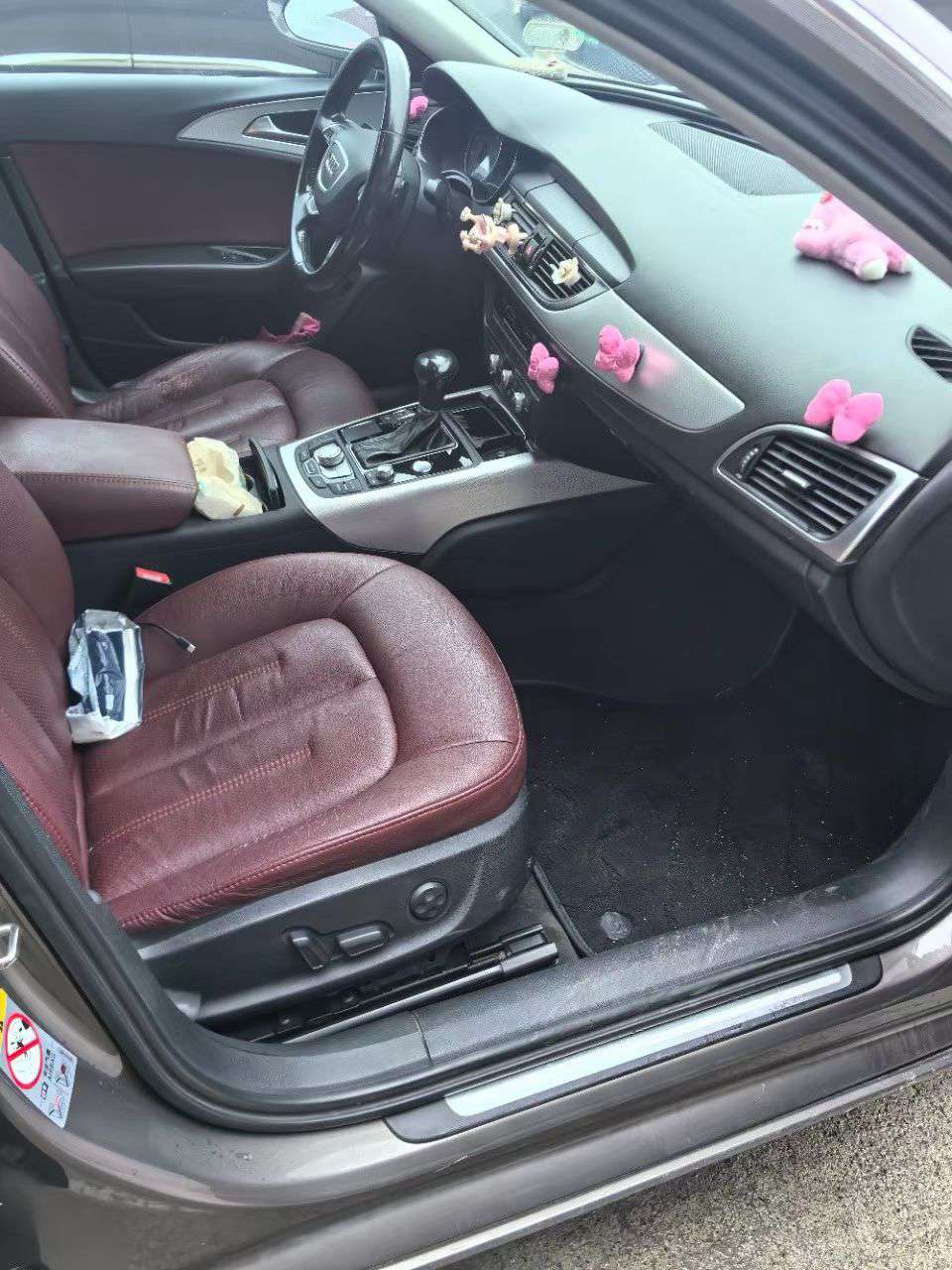 Audi A6L 2.0T Millionth Anniversary Smart Leading Edition 4