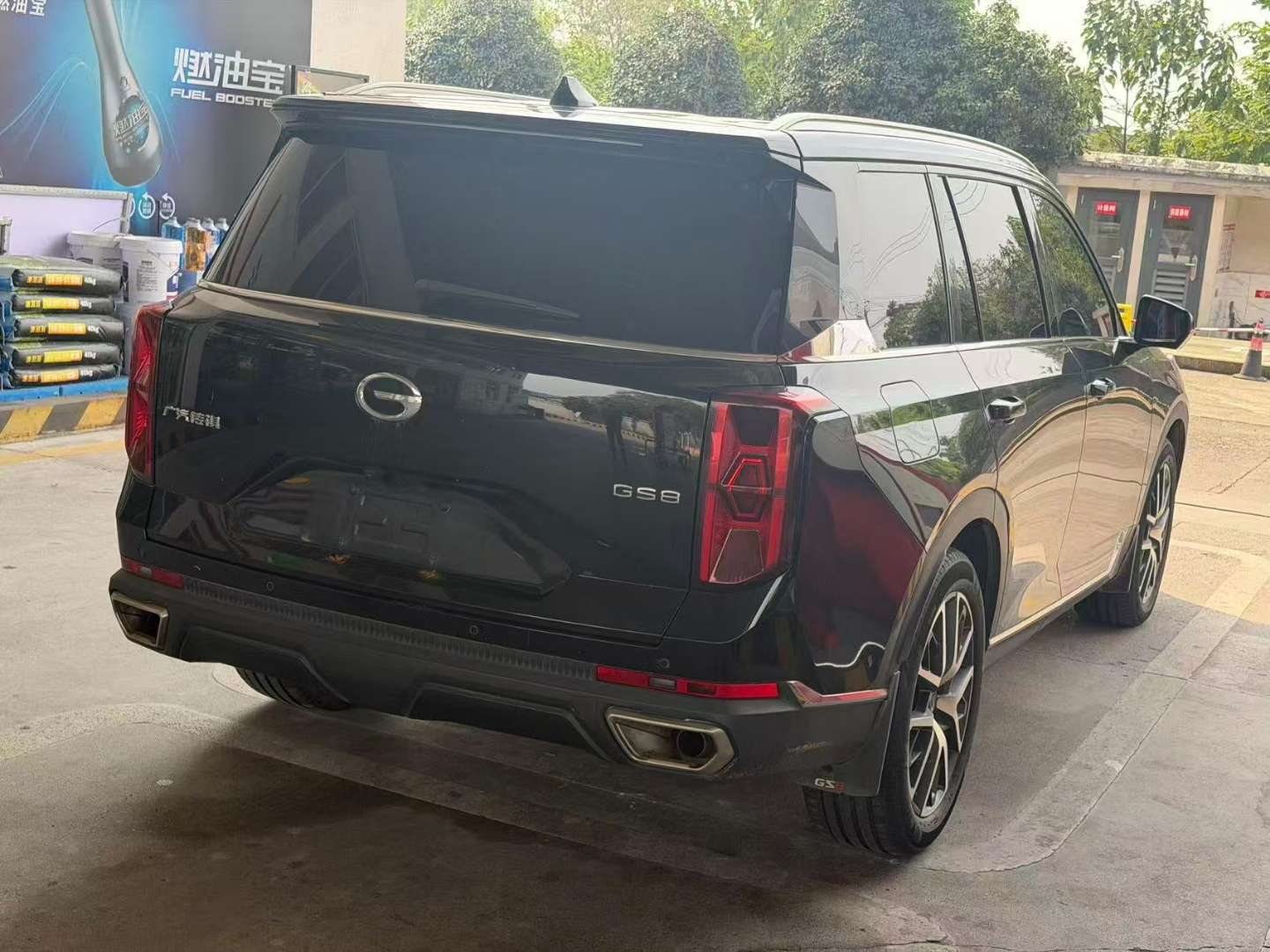 Trumpchi GS8 Navigator Series 2.0T 2WD Premium 7-Seater 4