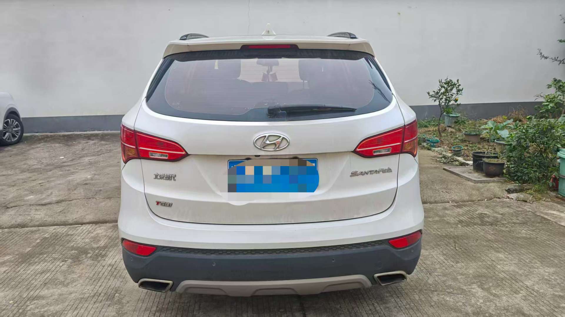 Hyundai Santa Fe 2015 2WD Smart Edition 2.0L 5
