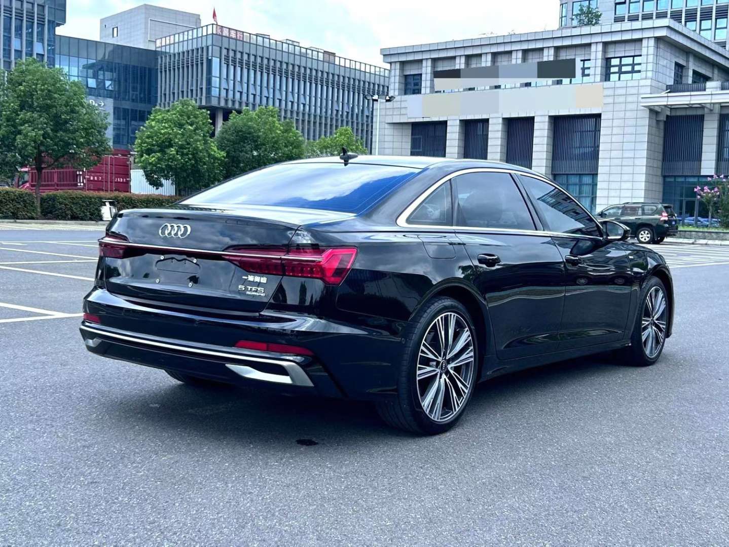 Audi A6L 2024 A6L 2.0TFSI 45TFSI Quattro Dynamic Select 7