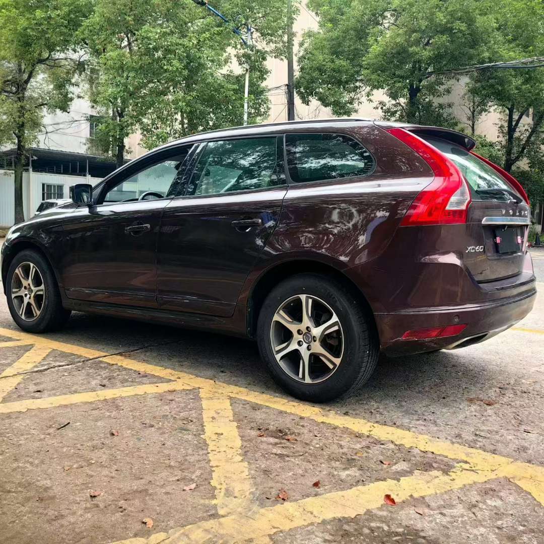 Volvo XC60 7