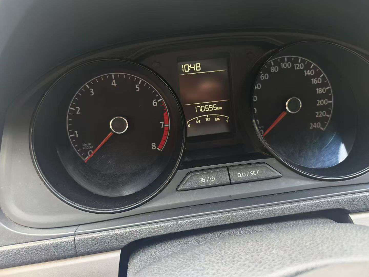 Volkswagen Lavida 8