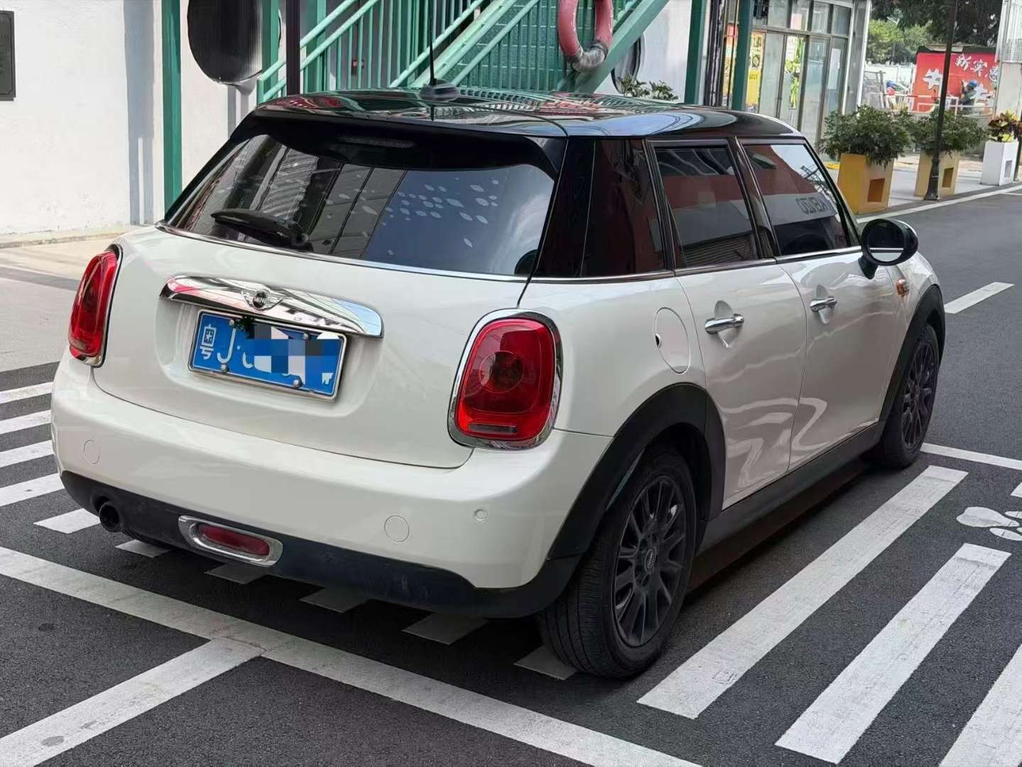 MINI Cooper 2015 1.5T COOPER Fun 5-Door 4