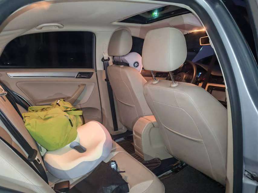 Volkswagen Bora 1.6L Automatic Sunroof 5