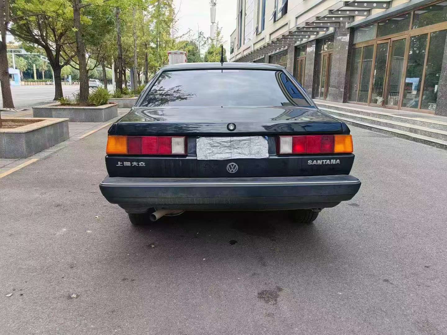 Volkswagen Santana 5