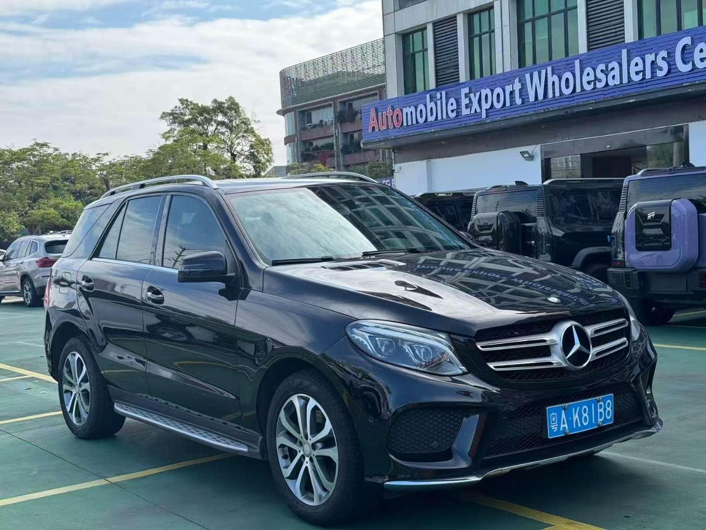 Mercedes-Benz GLE GLE 300d 4MATIC Diesel 2
