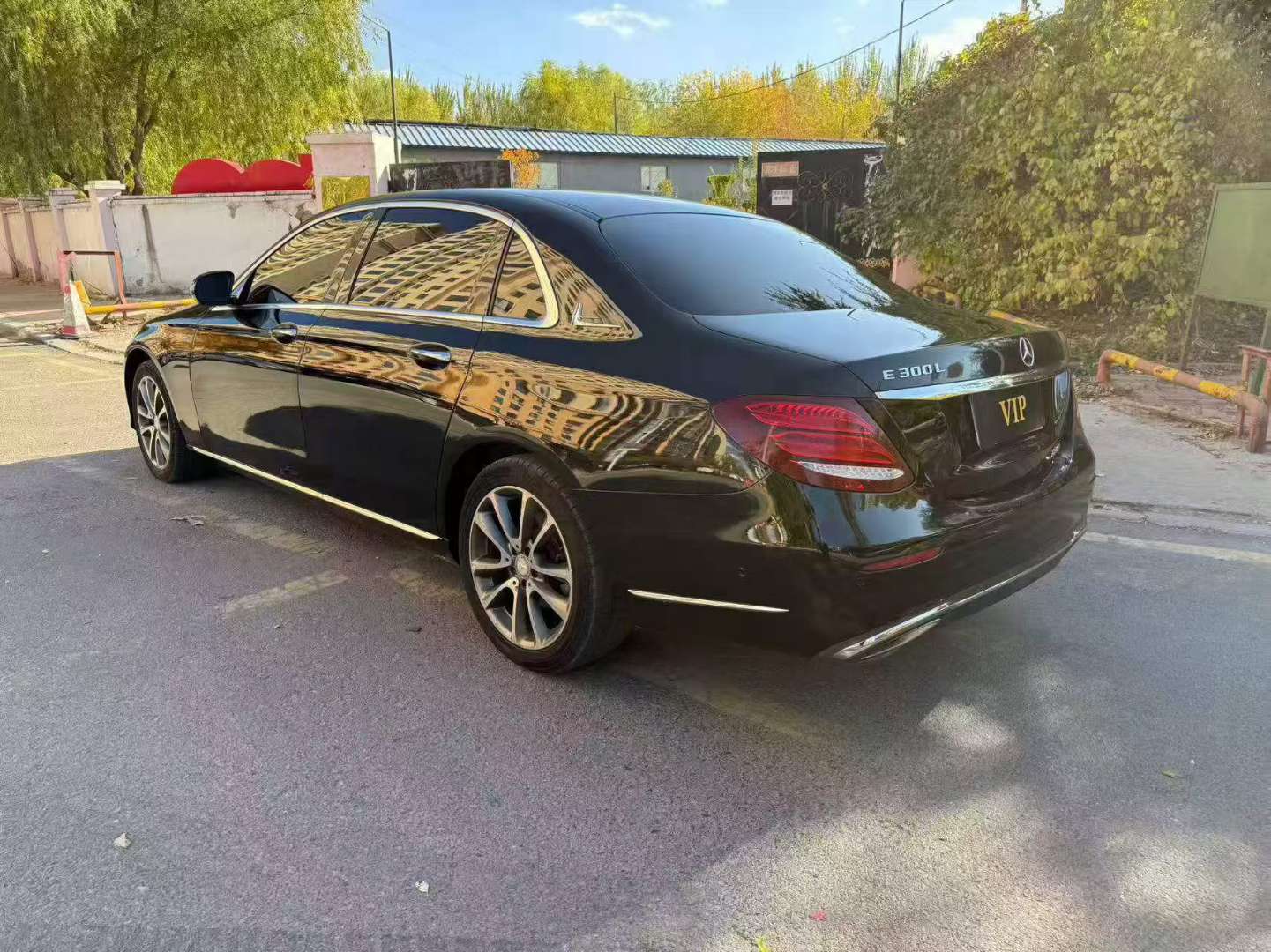 Mercedes-Benz E-Class 2017 E300L 6