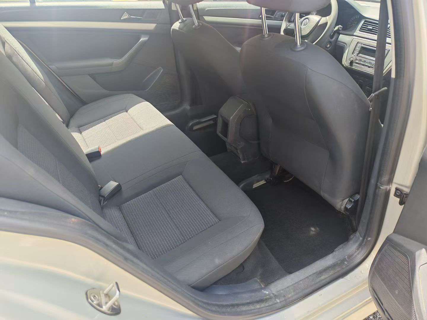 Volkswagen Lavida 5