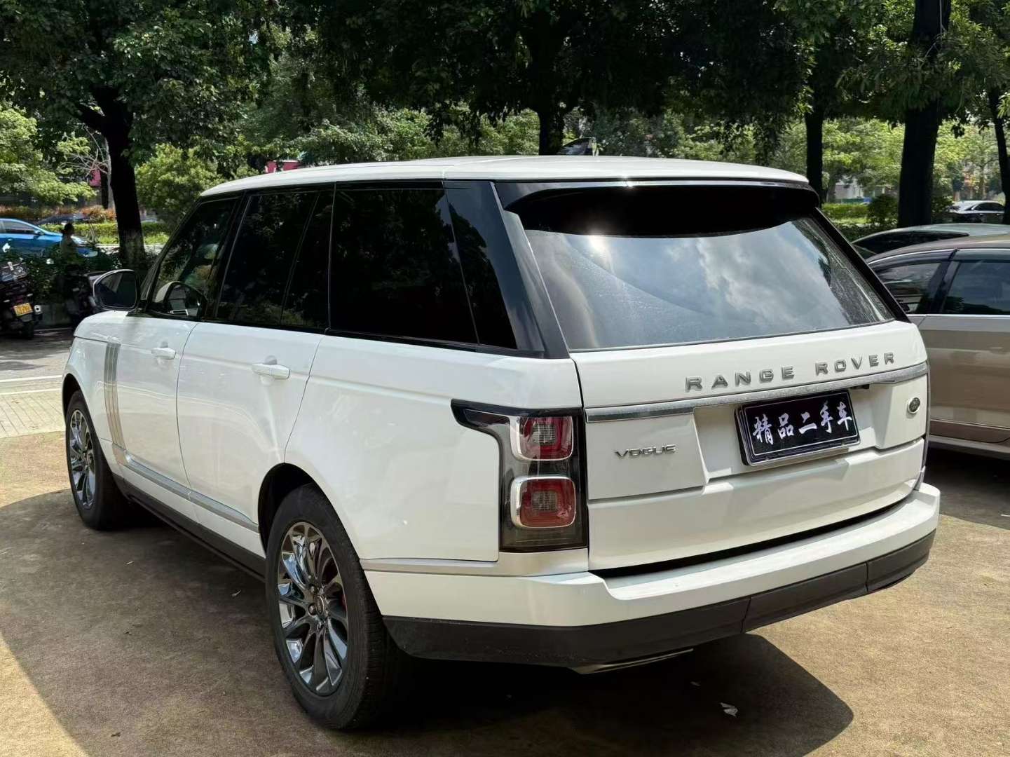 Land Rover Range Rover 2022 3.0 360PS Heritage Edition 4