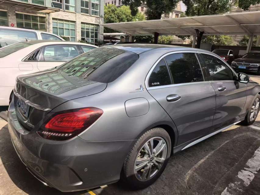 Mercedes-Benz C-Class C200L 7