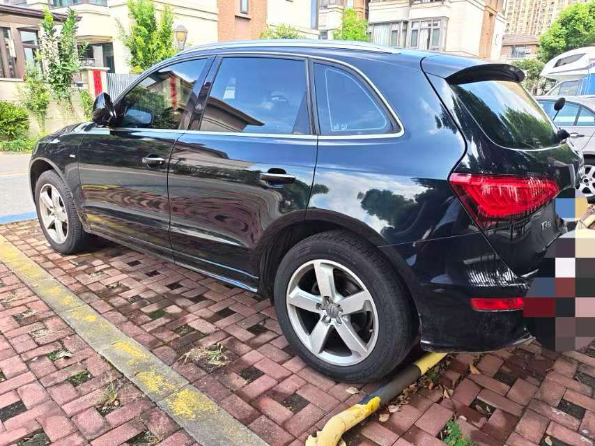 Audi Q5 2.0TFSI 40TFSI Classic Edition Advance 9