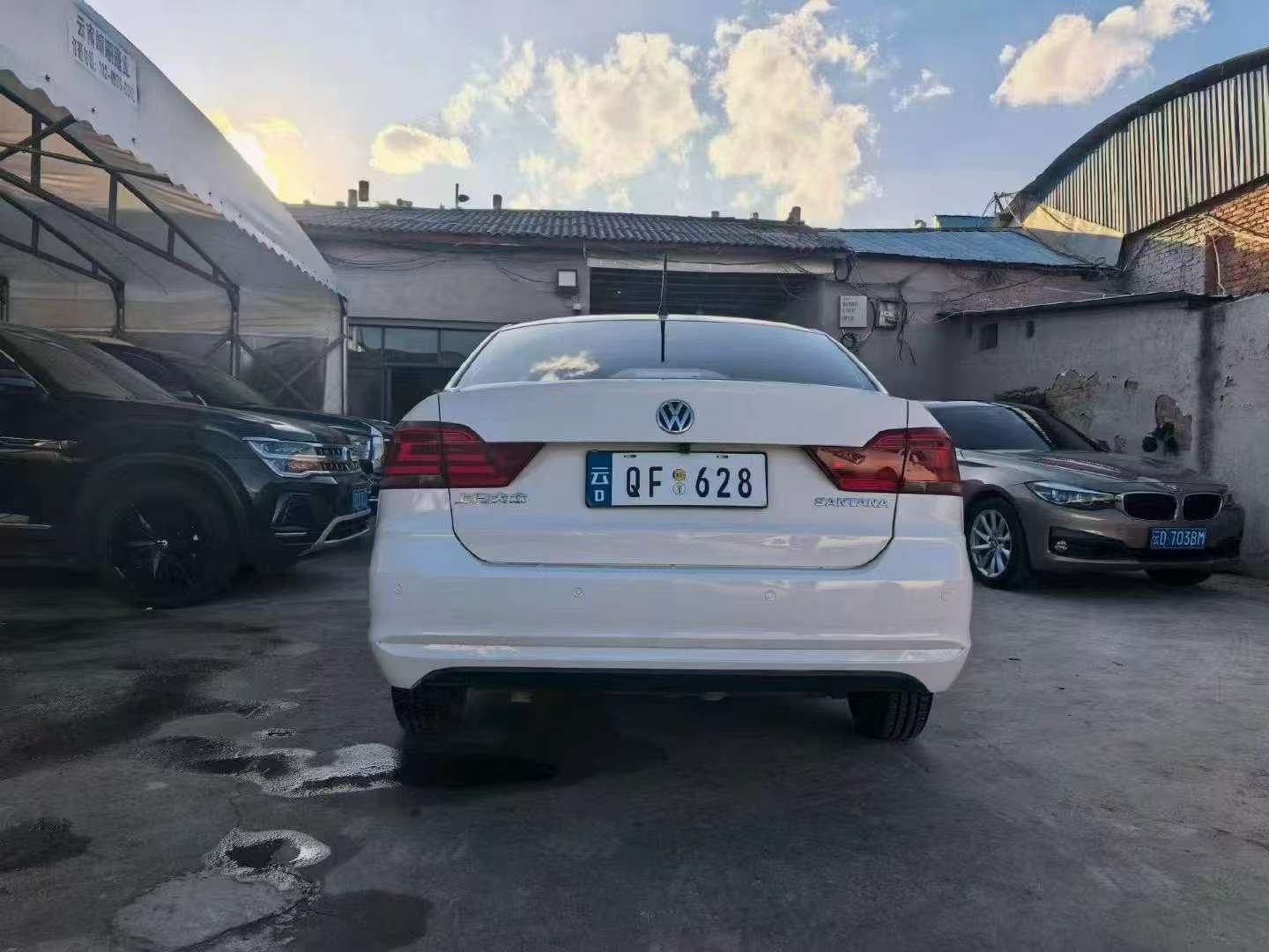 Volkswagen Santana 1.5 Automatic Style Edition 8