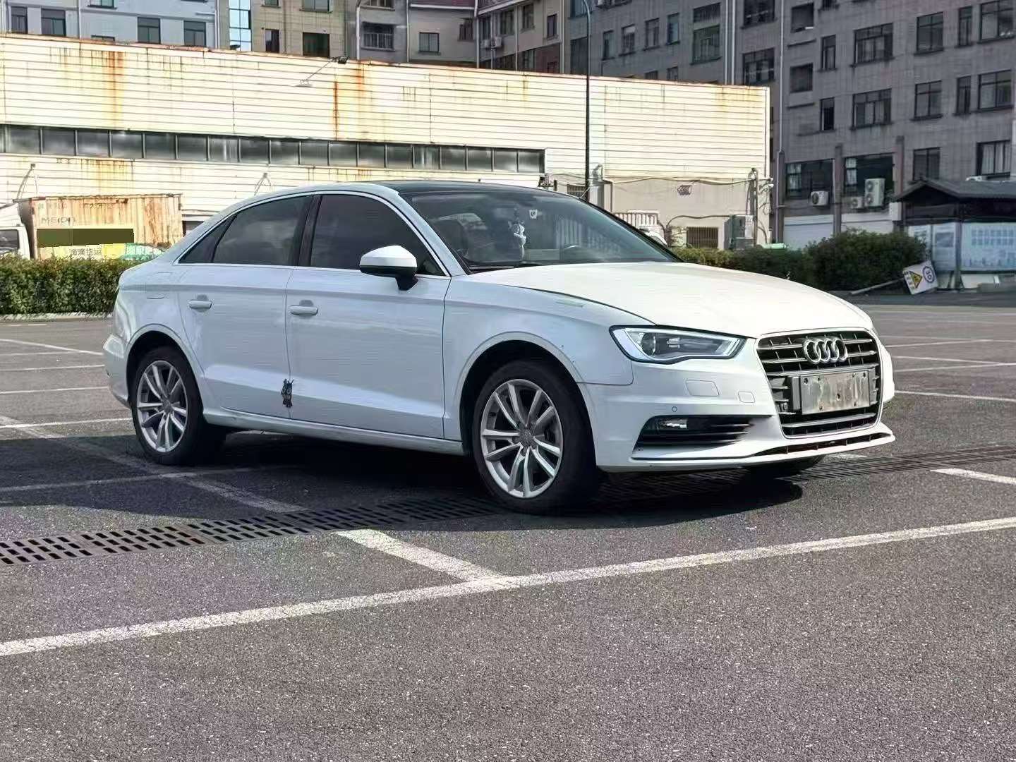 Audi A3 2015 1.4T Automatic Sunroof Fashion Edition 3