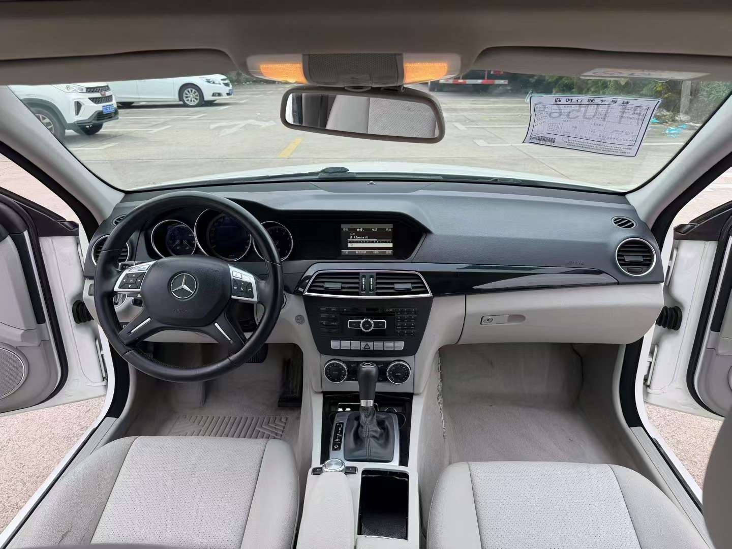 Mercedes-Benz C-Class 2014 1.8T 9