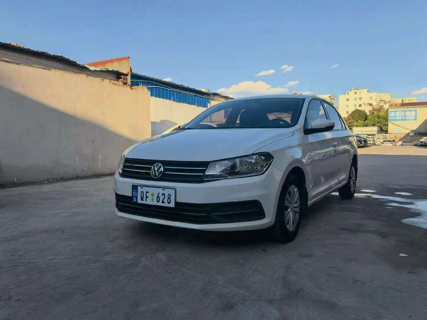 Volkswagen Santana 1.5 Automatic Style Edition 3
