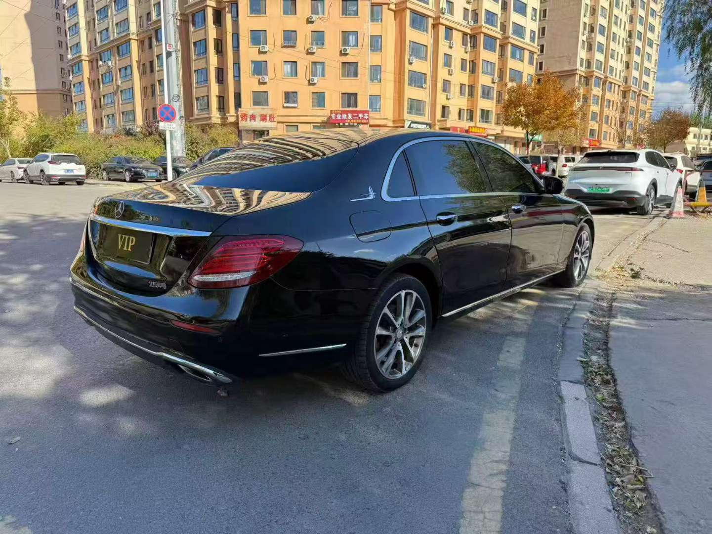 Mercedes-Benz E-Class 2017 E300L 4