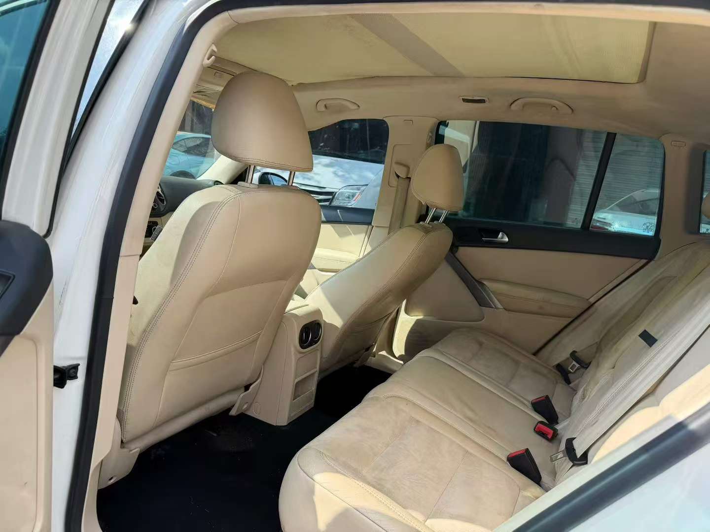 Volkswagen Tiguan Automatic Sunroof 2.0T 4WD 7