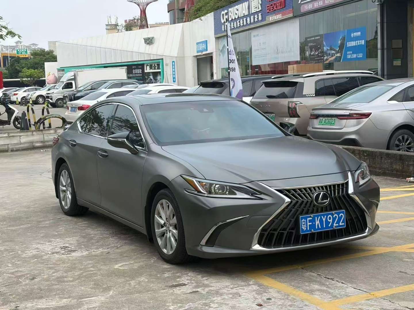 Lexus ES ES300H Excellence Edition 2