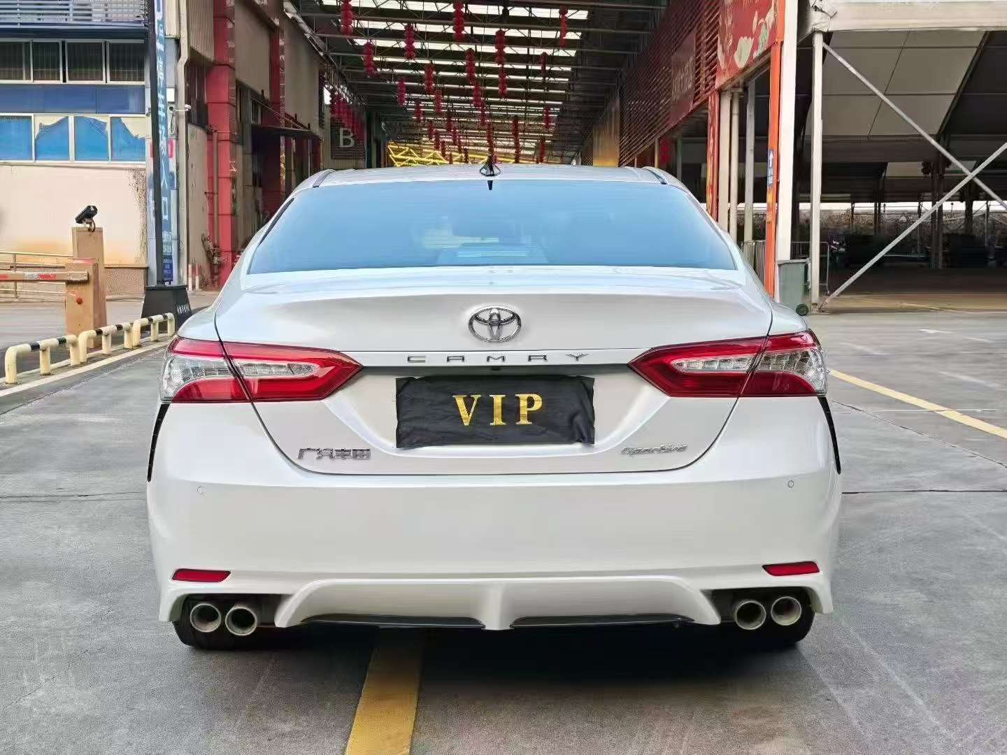 Toyota Camry 2.0S Knight Edition 4