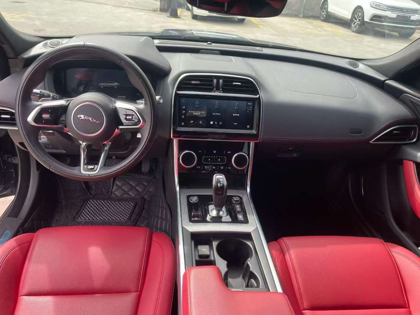 Jaguar XEL 2.0T 250PS R-DYNAMIC S Entry Sport 3