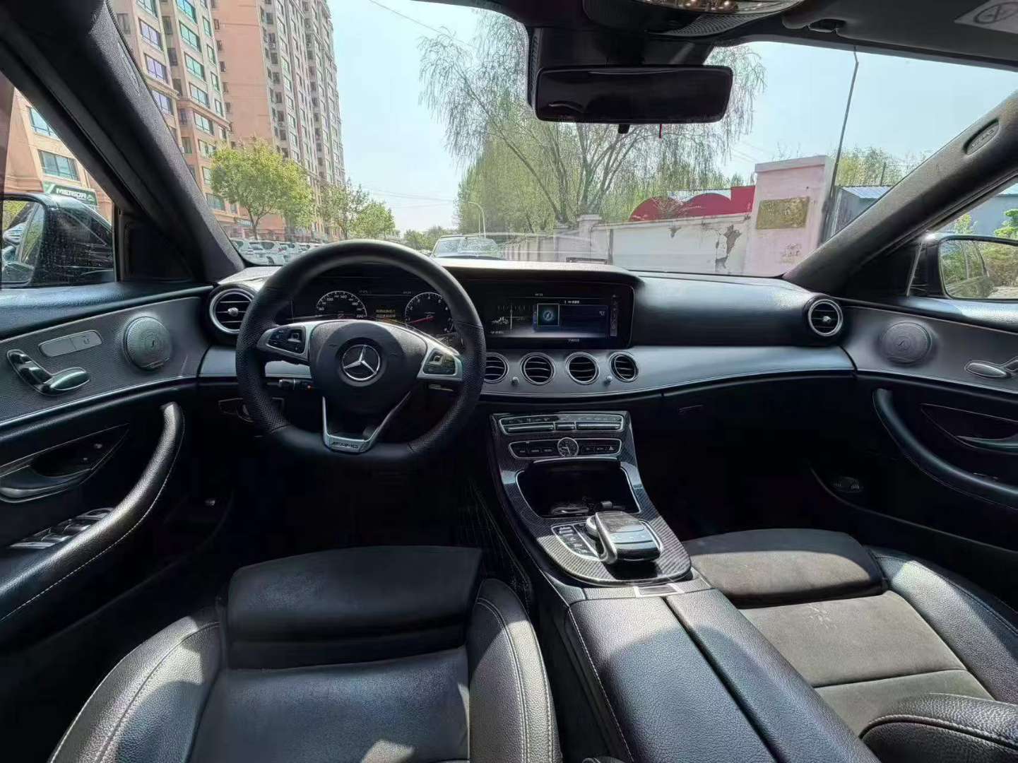 Mercedes-Benz E-Class 2017 E200 9