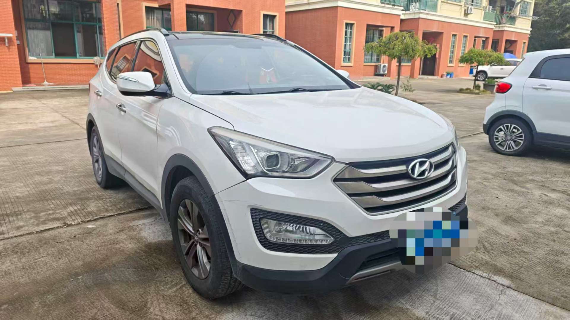 Hyundai Santa Fe 2015 2WD Smart Edition 2.0L 3