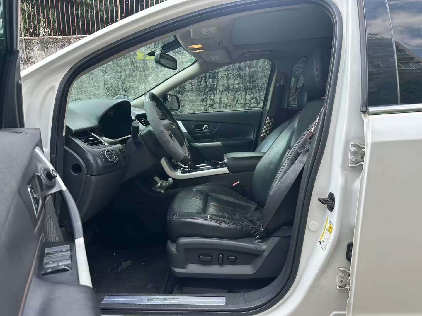 Ford Edge 2.0T Premium Edition (Import) 7