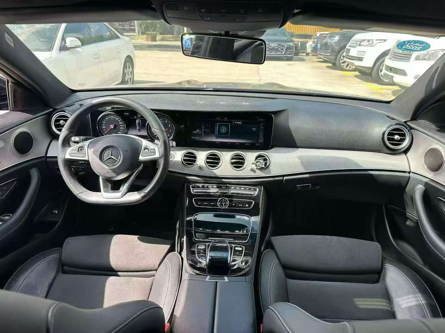 Mercedes-Benz E-Class E200 2.0T 7