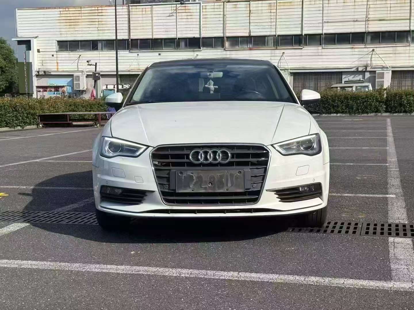 Audi A3 2015 1.4T Automatic Sunroof Fashion Edition