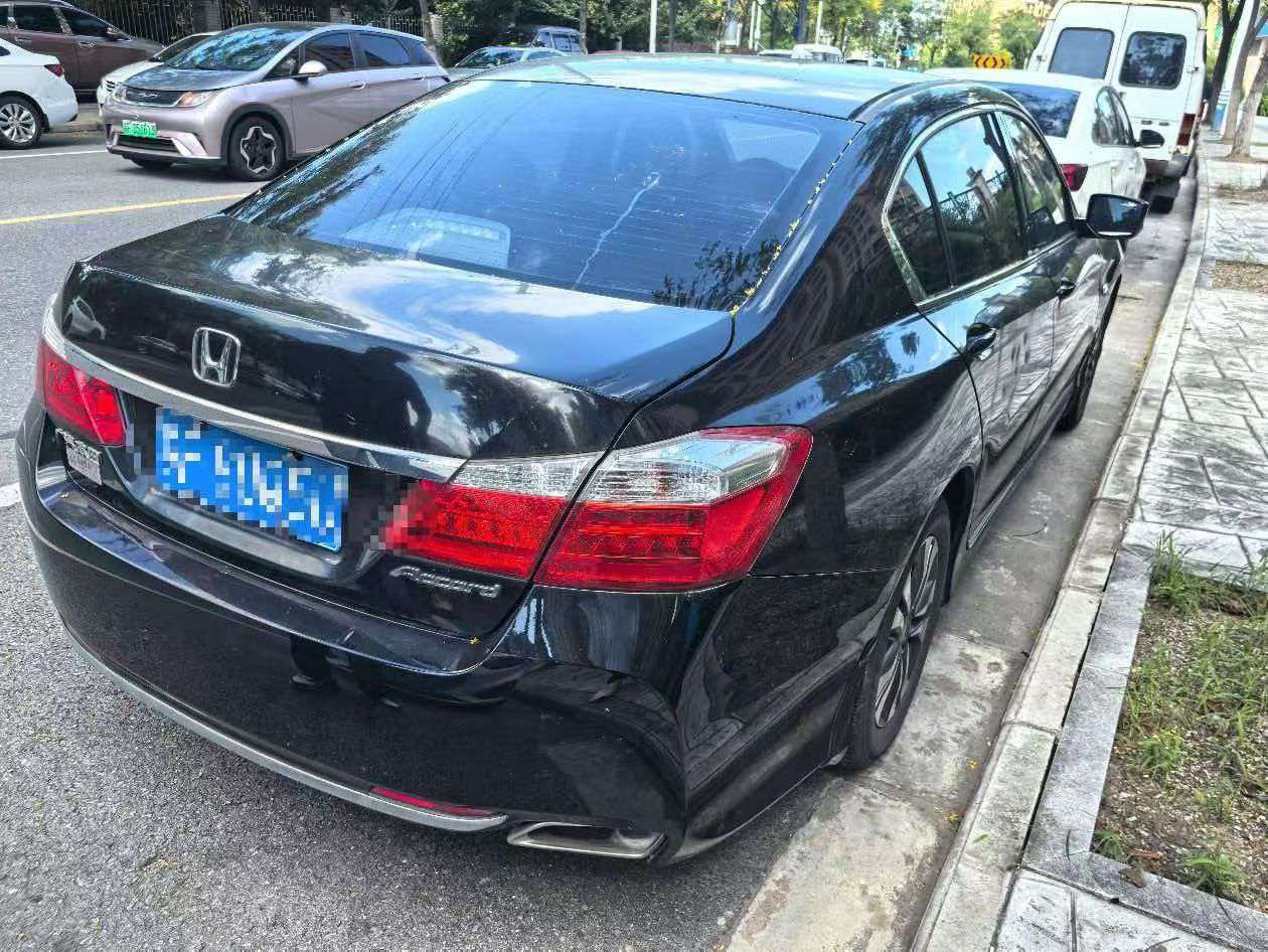 Honda Accord 2015 2.0L Automatic Sunroof 3