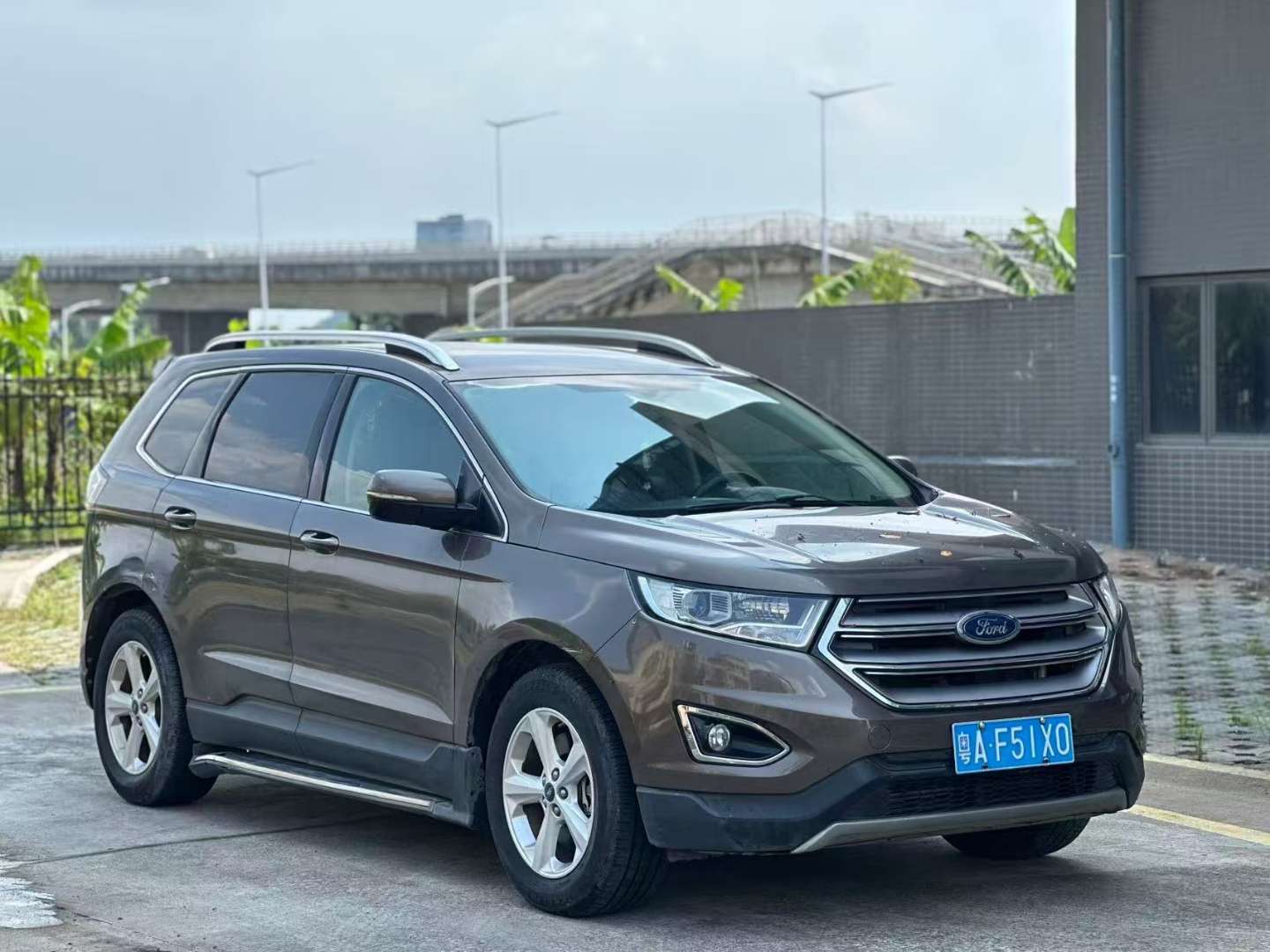 Ford Edge 2.0T FWD Elite 5-Seat 2