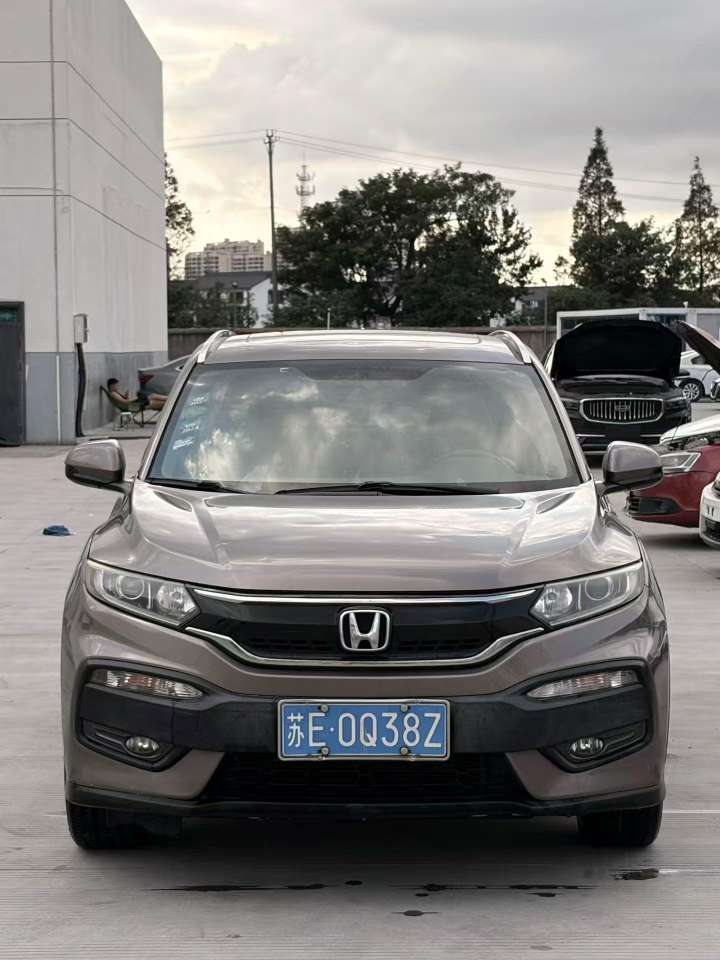Honda XRV 2016 1.8L Automatic Sunroof 4