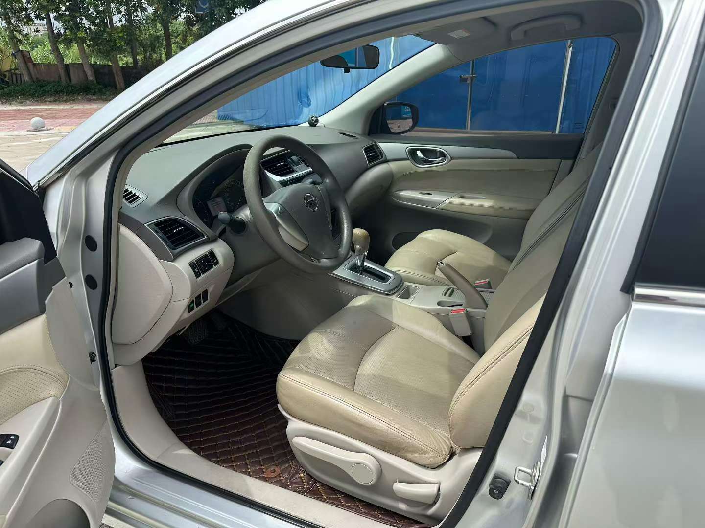 Nissan Sylphy 1.6 Automatic Comfort Edition 4