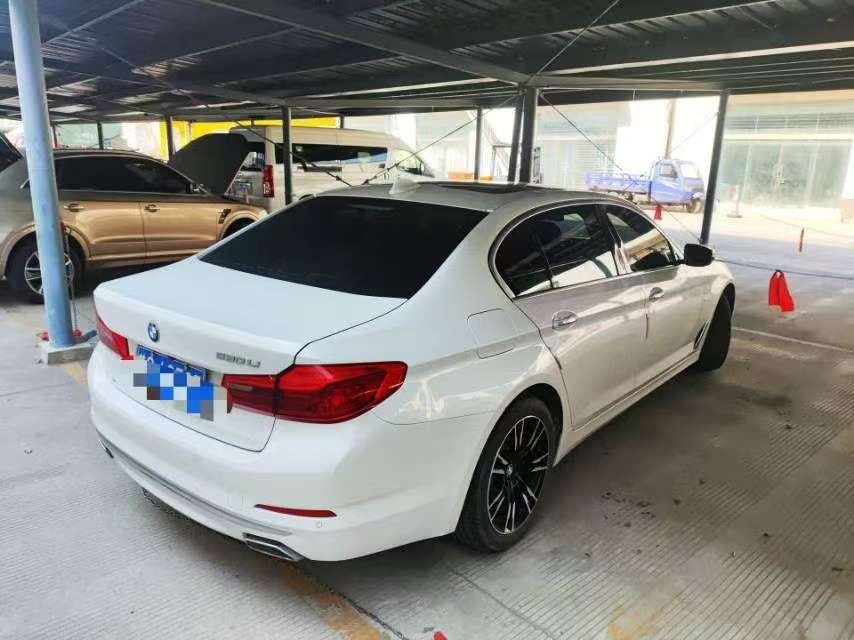BMW 5 Series 530Li 2.0T Luxury xDrive AWD 4