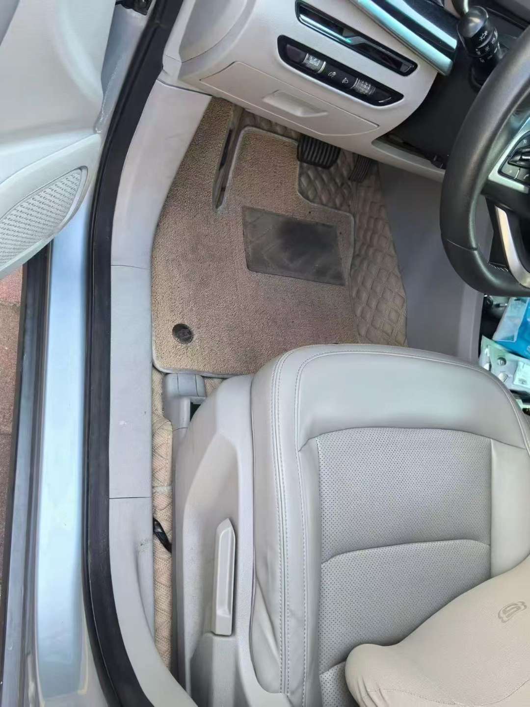 Geely Jiaji 1.5TD PHEV Premium 5