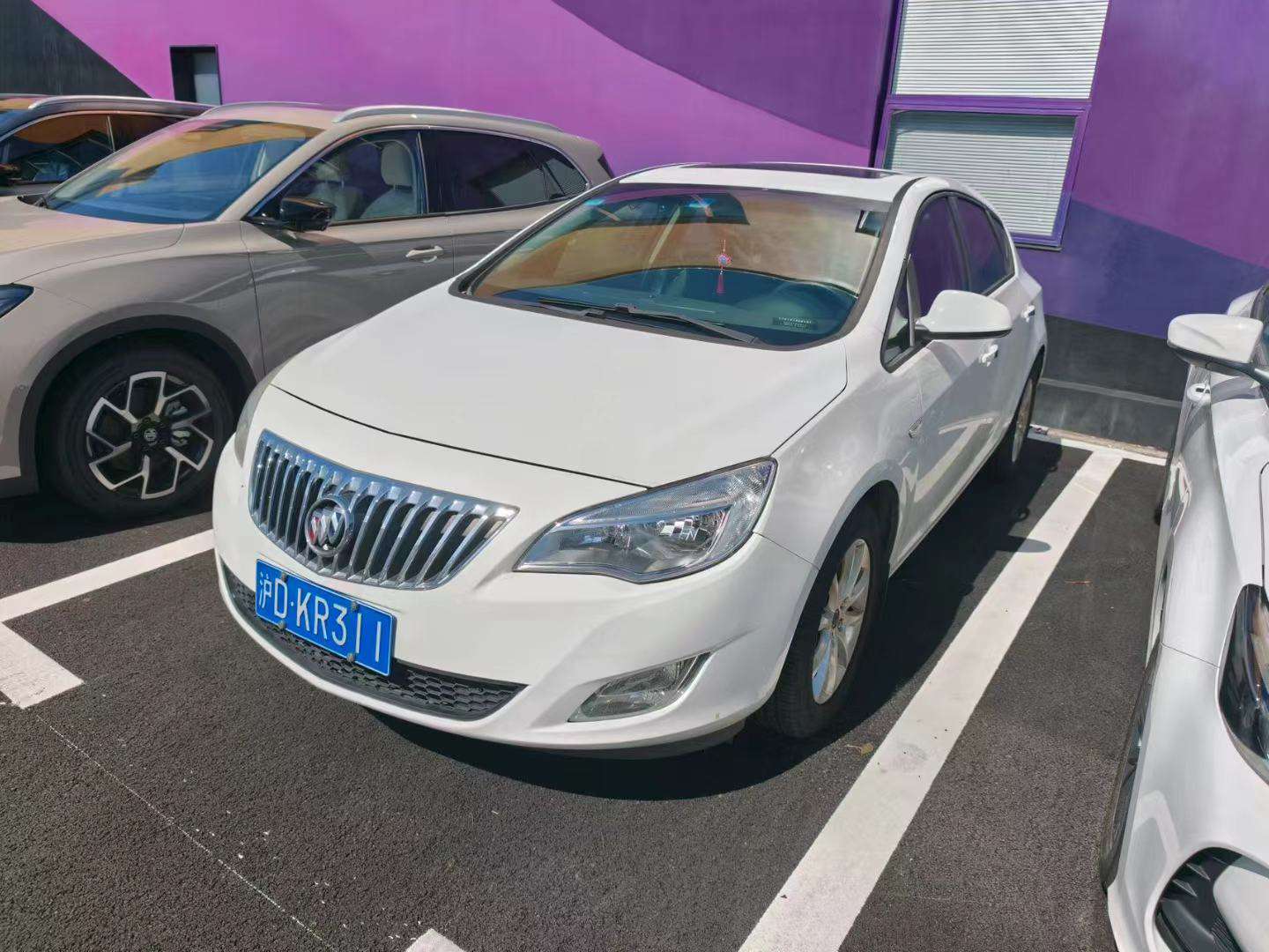Buick Excelle 2014 White