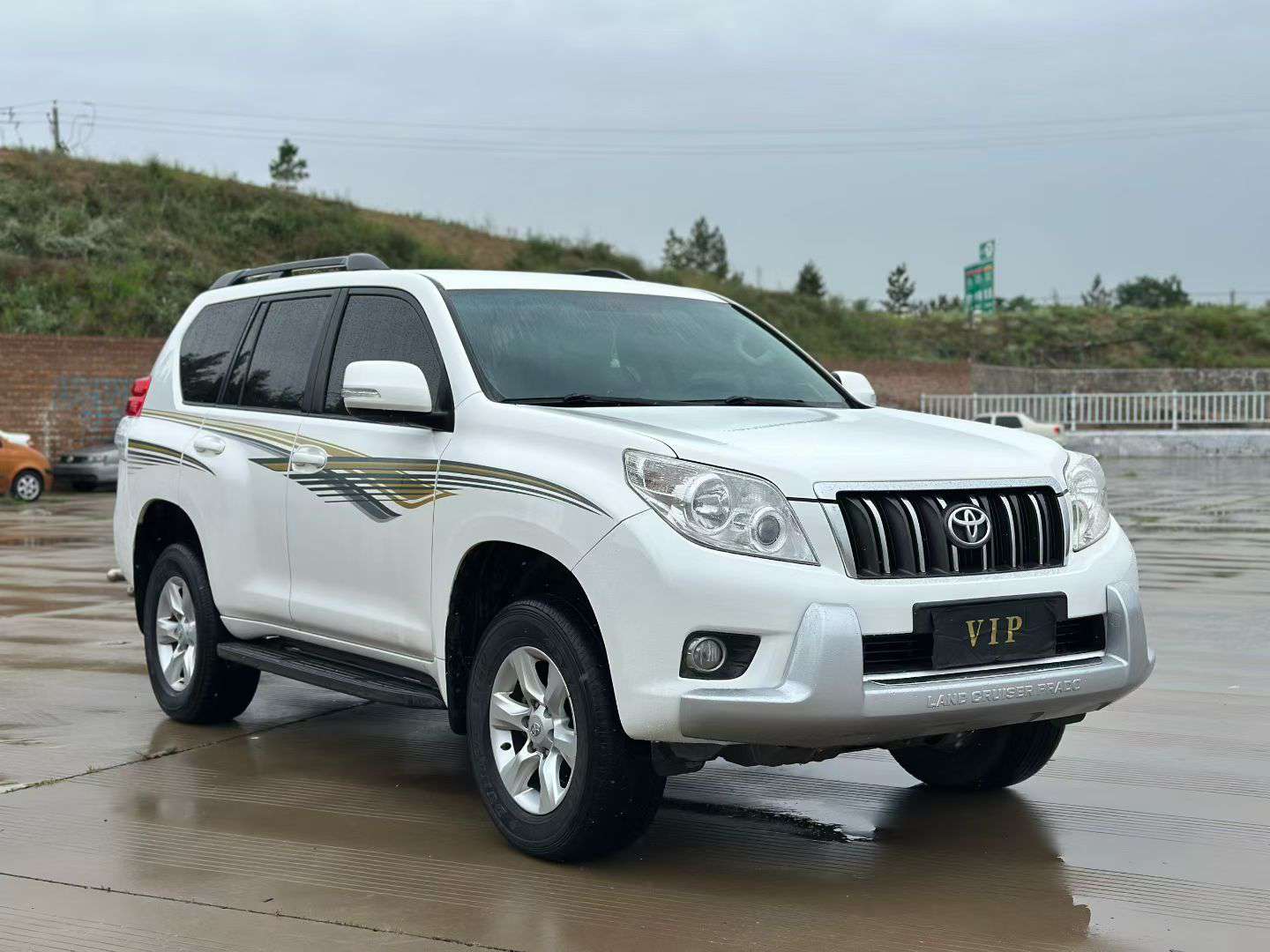 Toyota Prado 2010 2700