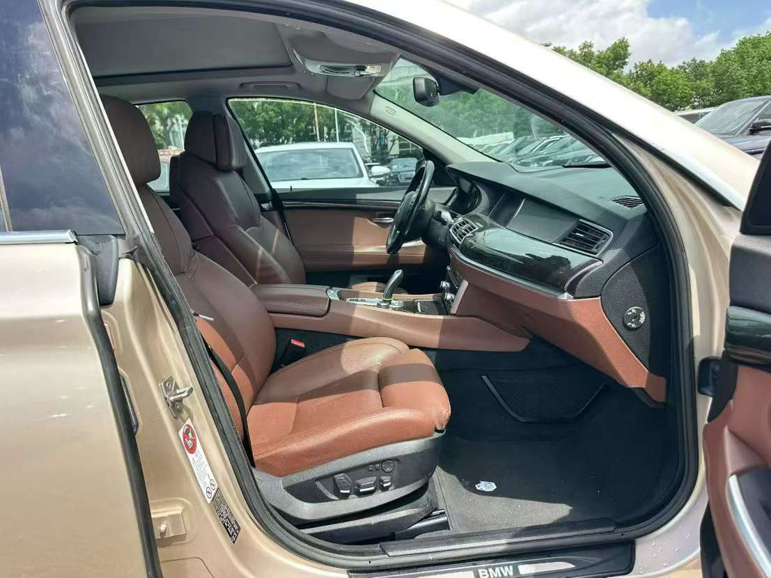 BMW 5 Series GT 9