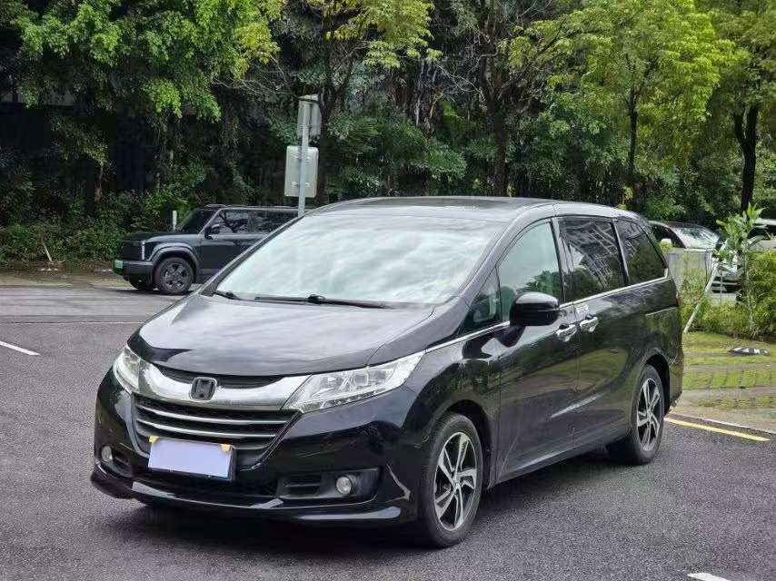 Honda Odyssey 2015 2.4L Zhixiang Edition 2